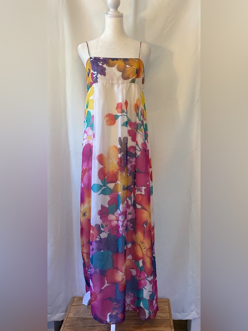 Zara White Maxi Dress with Multicolor Floral Print